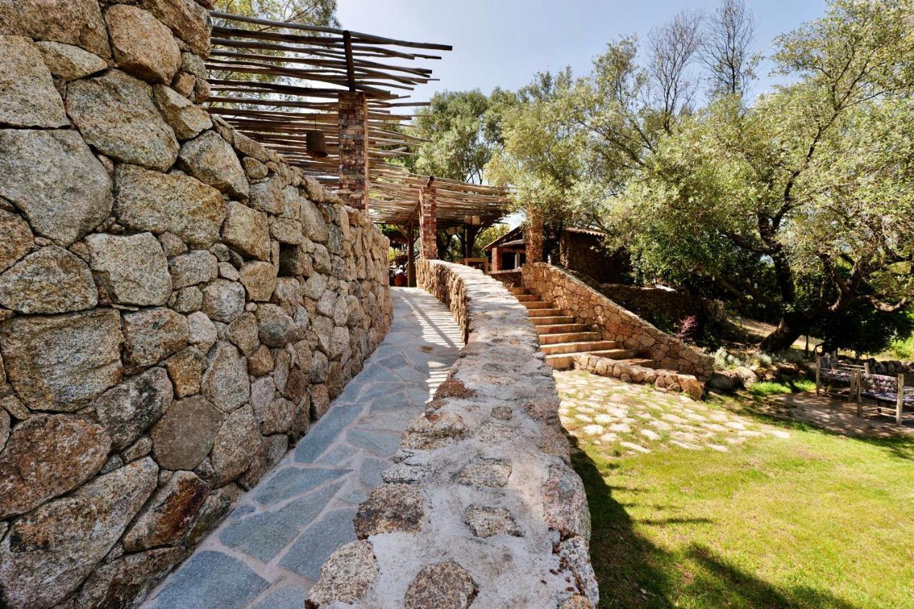 Domaine Pozzo Di Mastri Hotel & Spa Figari  Εξωτερικό φωτογραφία