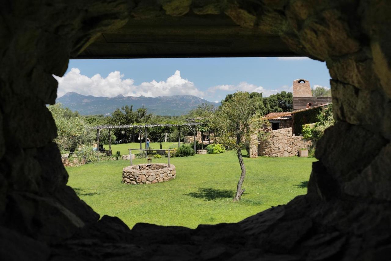 Domaine Pozzo Di Mastri Hotel & Spa Figari  Εξωτερικό φωτογραφία
