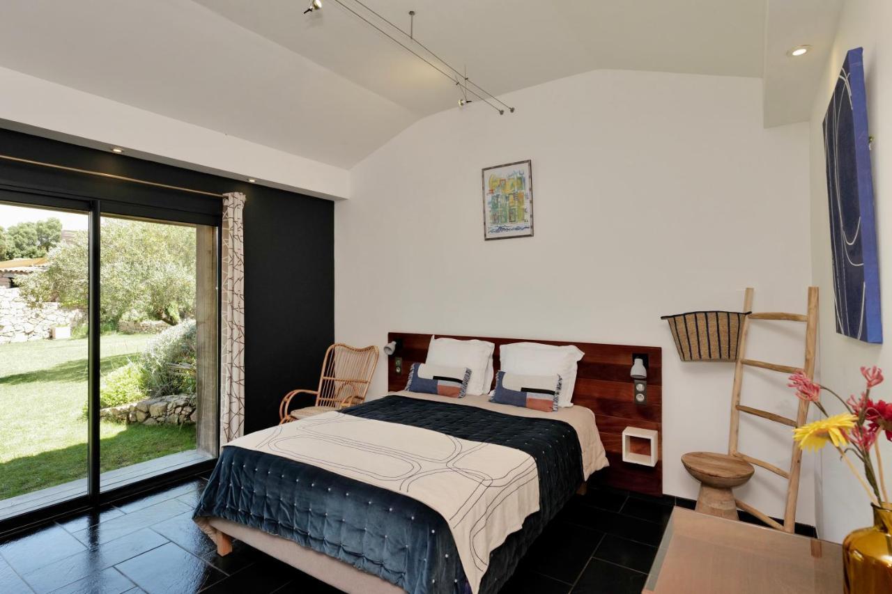 Domaine Pozzo Di Mastri Hotel & Spa Figari  Εξωτερικό φωτογραφία
