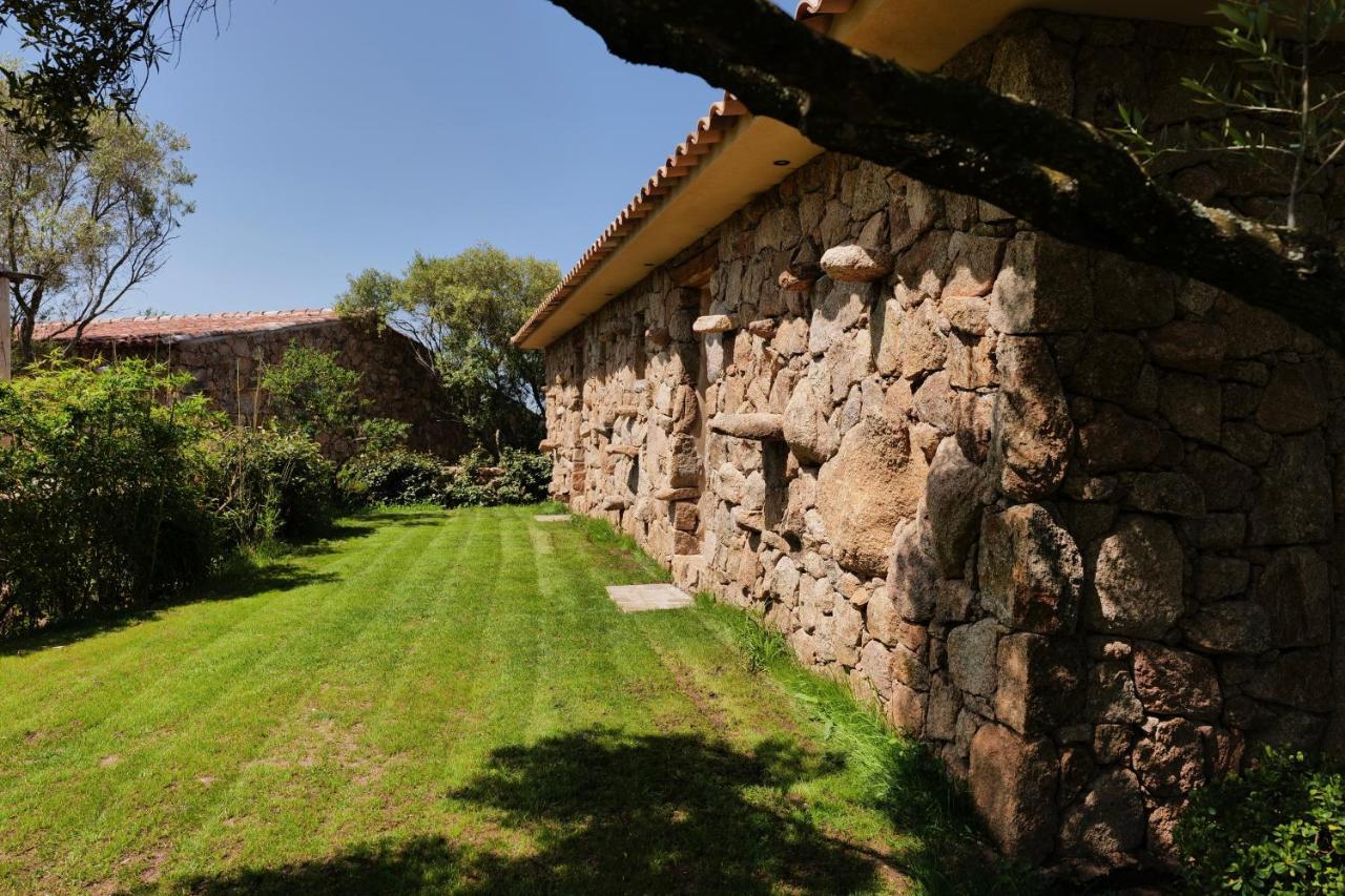 Domaine Pozzo Di Mastri Hotel & Spa Figari  Εξωτερικό φωτογραφία