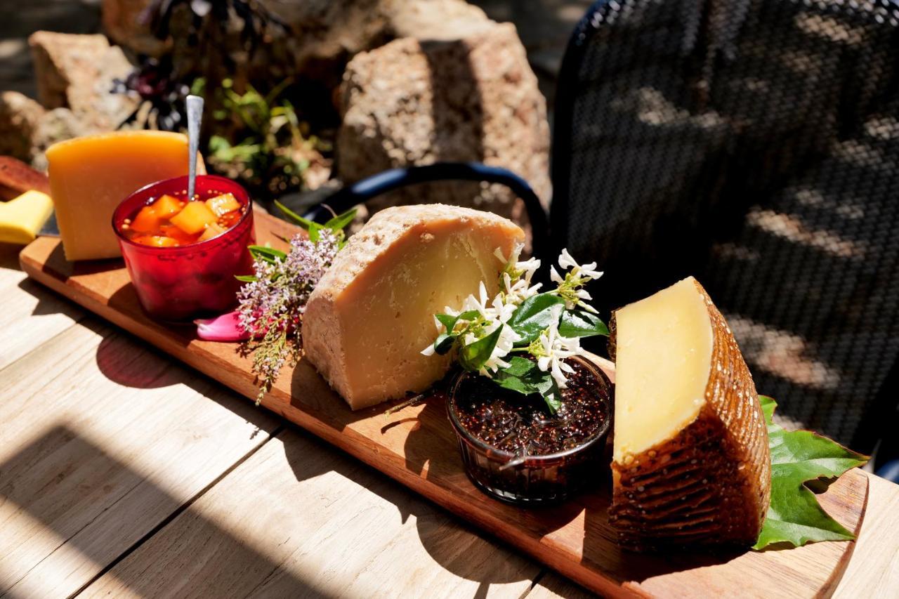 Domaine Pozzo Di Mastri Hotel & Spa Figari  Εξωτερικό φωτογραφία