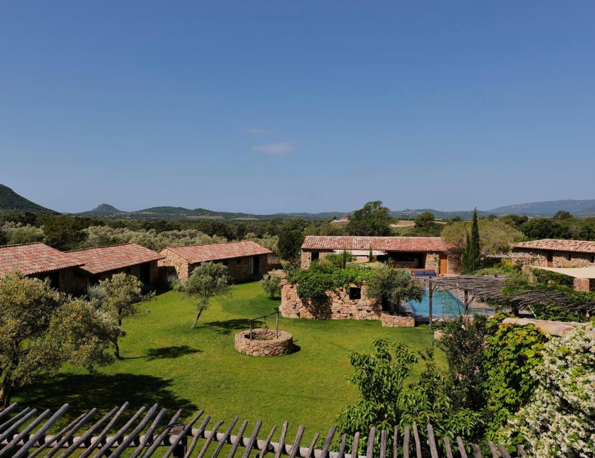 Domaine Pozzo Di Mastri Hotel & Spa Figari  Εξωτερικό φωτογραφία