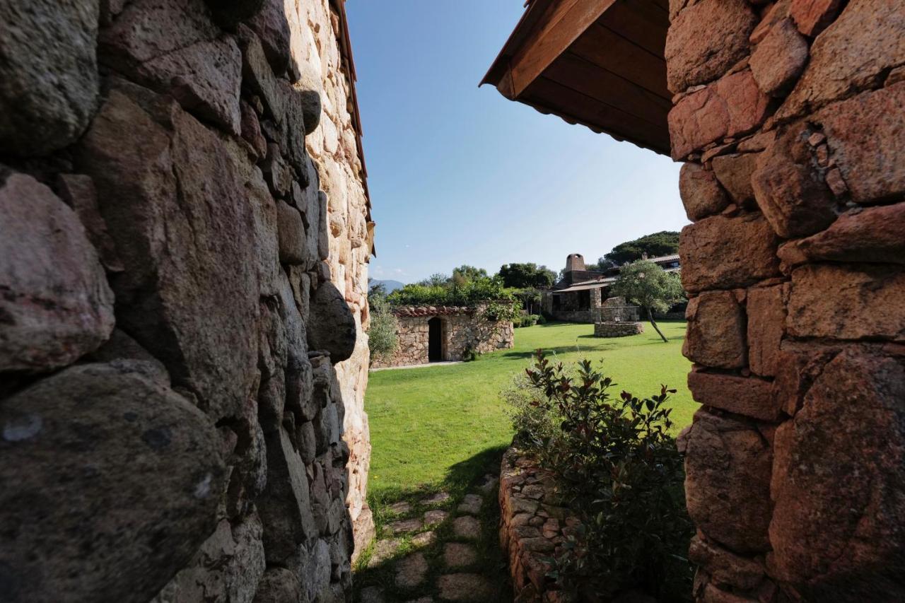 Domaine Pozzo Di Mastri Hotel & Spa Figari  Εξωτερικό φωτογραφία