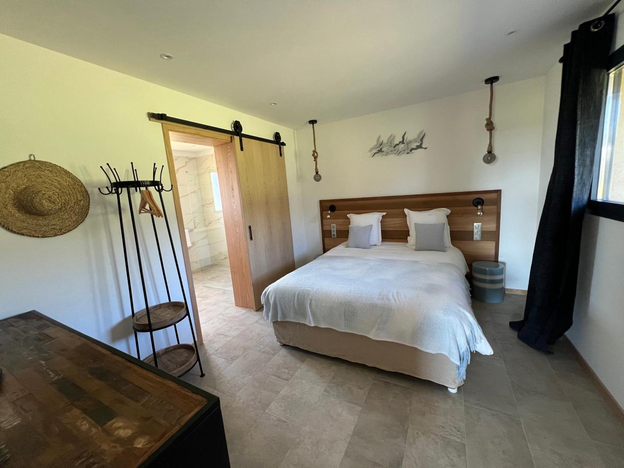Domaine Pozzo Di Mastri Hotel & Spa Figari  Εξωτερικό φωτογραφία